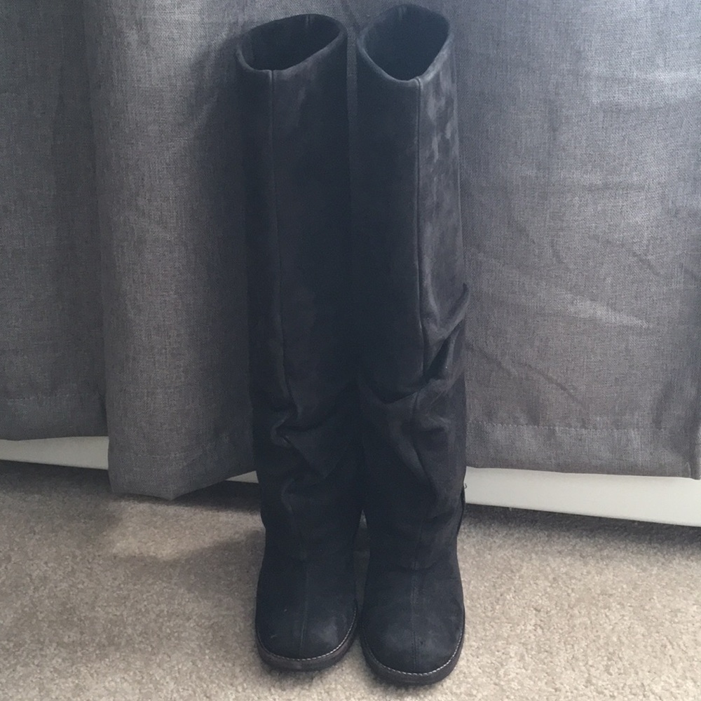 Fifth Avenue Shoe Repair boots. LIKE NEW!